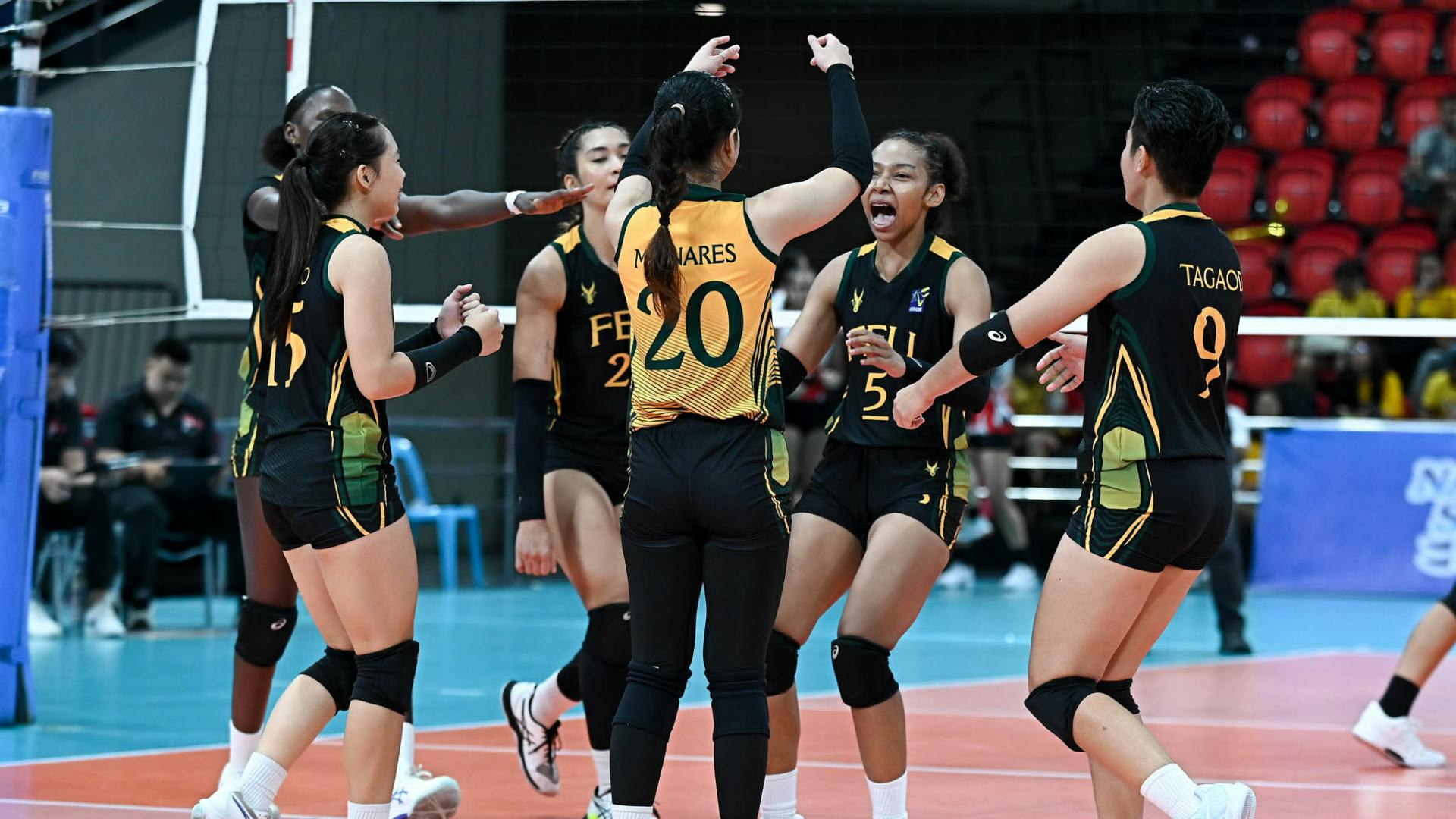 FEU Lady Tamaraws blast Casiey Dongallo-less UE to open V-League semis